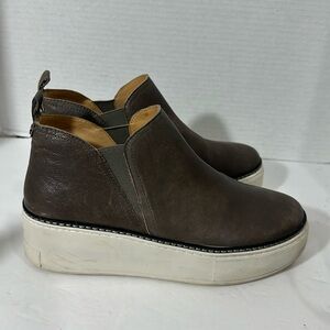 J/Slides Women's Mika Gray Platform Slip-On Sneakers Size 7